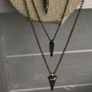 Chloe+Isabel Amulet 3-tier necklace